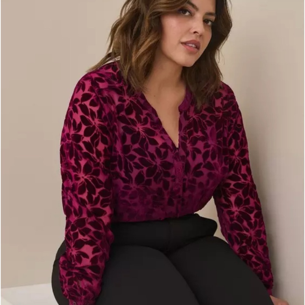 NWT Torrid Velvet Burnout Hi-Low Pullover Top Plus Size 1 1X 14-16